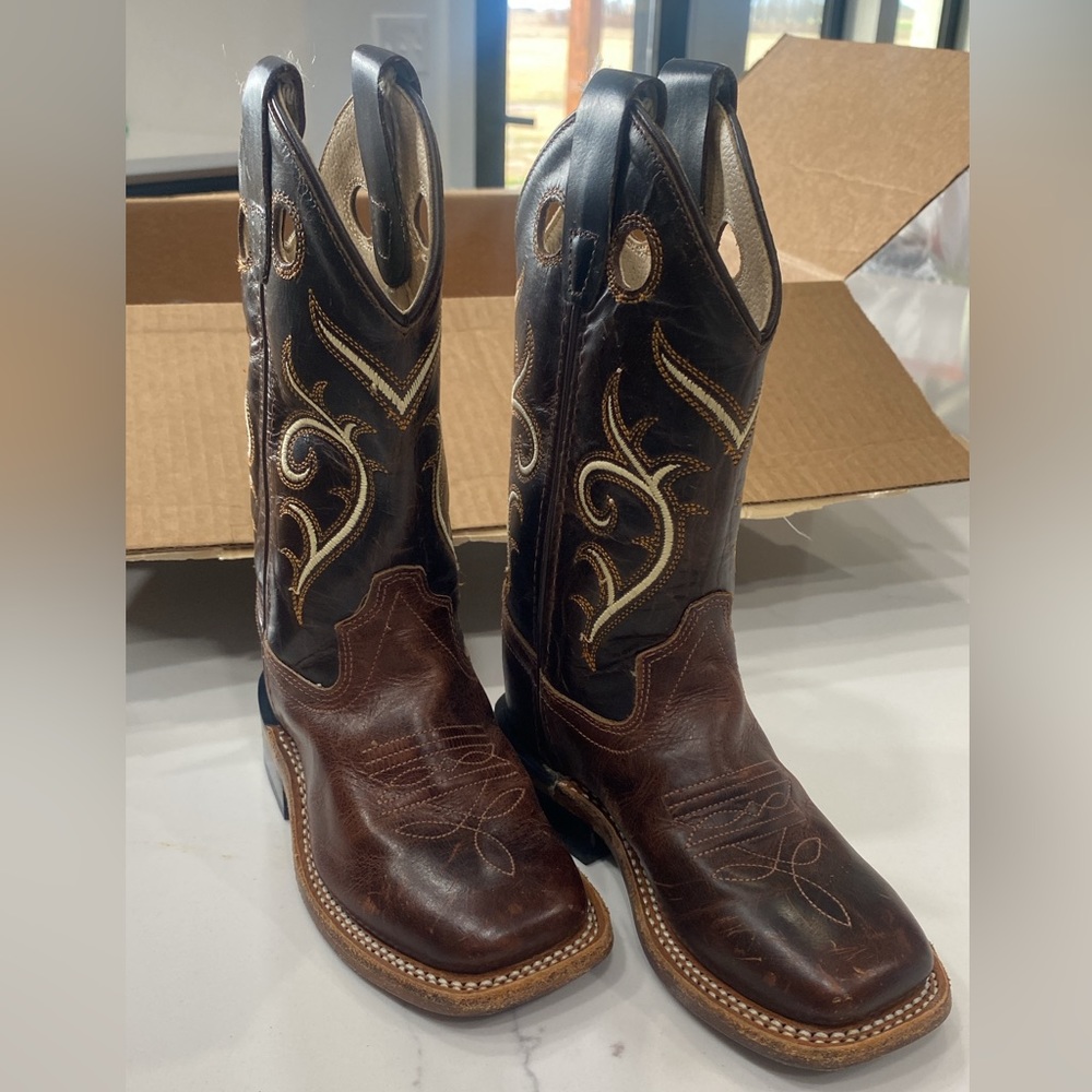Old West boots